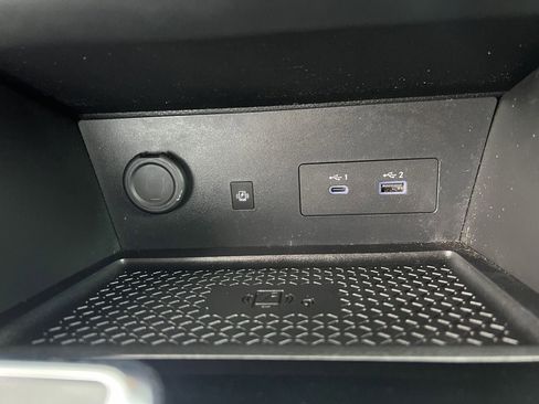 Certified 2024 Nissan Pathfinder SL FWD image 17