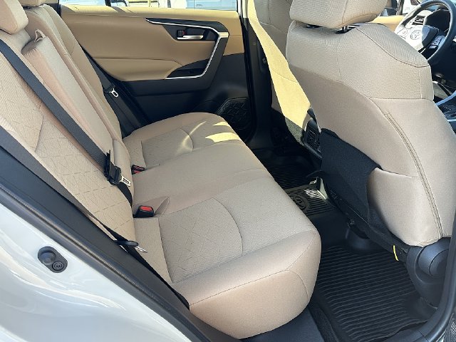 Certified 2024 Toyota RAV4 XLE FWD image 13