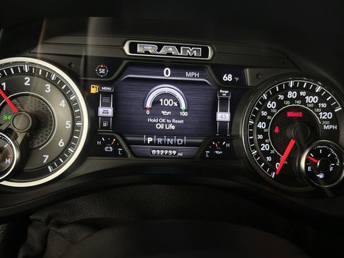 Used 2021 RAM 1500 Laramie image 17