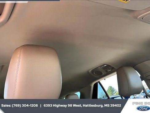 Certified 2023 Ford Explorer Limited image 16