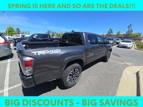 Used 2023 Toyota Tacoma TRD Sport w/ TRD Premium Sport Package image 10