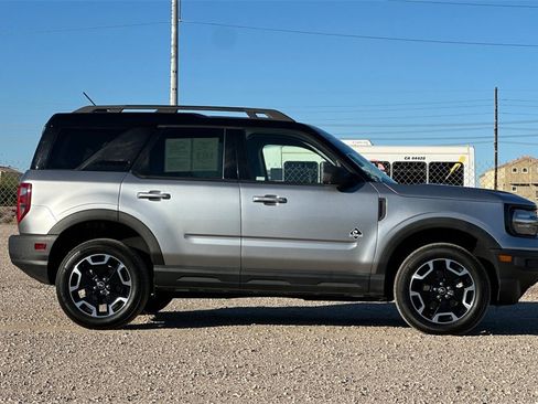 Used 2022 Ford Bronco Sport Outer Banks w/ Tech Package image 3