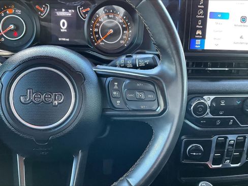 Used 2024 Jeep Wrangler Unlimited Sport AWD/4WD image 25