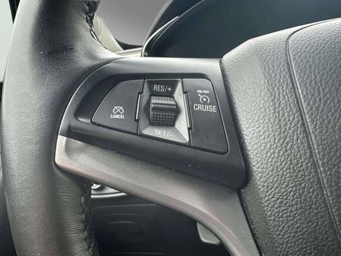 Used 2017 Chevrolet Trax LT w/ LT Convenience Package AWD/4WD image 25