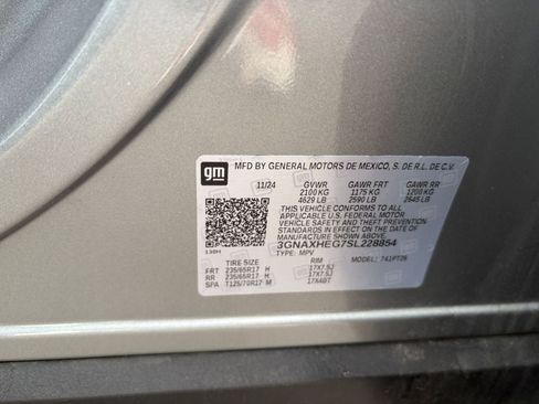 Used 2025 Chevrolet Equinox LT FWD image 29
