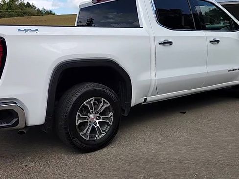Used 2025 GMC Sierra 1500 SLT image 7