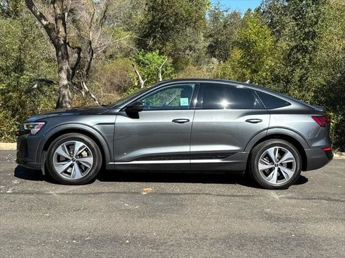 Certified 2024 Audi Q8 e-tron Premium AWD/4WD image 10