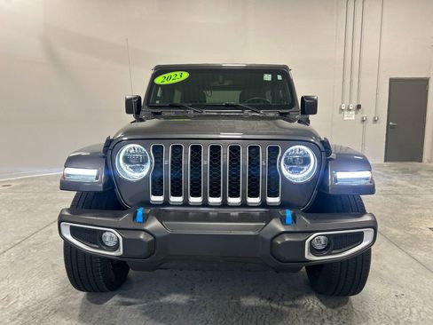 Used 2023 Jeep Wrangler Unlimited Sahara w/ Cold Weather Group image 3