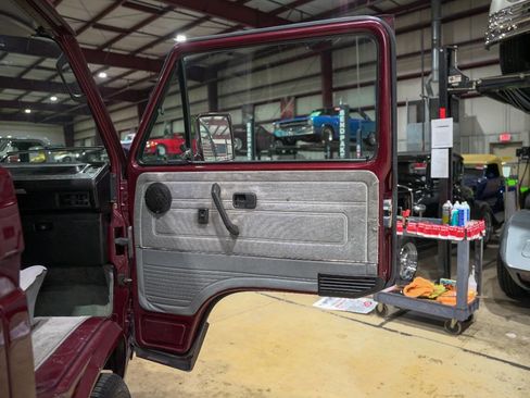 Used 1990 Volkswagen Vanagon Multi-Van image 33
