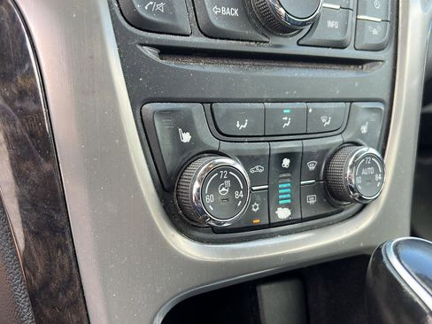 Used 2013 Buick Verano Premium FWD image 19