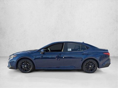 New 2026 Toyota Camry SE image 5