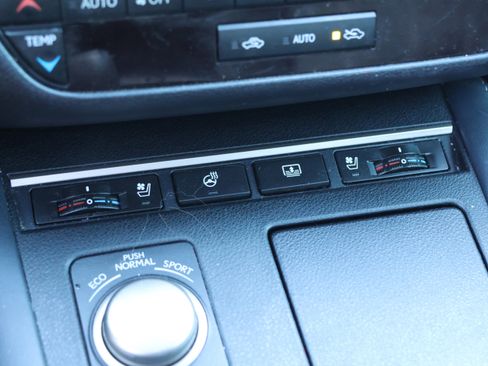 Used 2018 Lexus ES 350 image 29