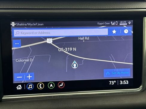 Used 2021 GMC Yukon XL Denali w/ Denali Premium Package image 14