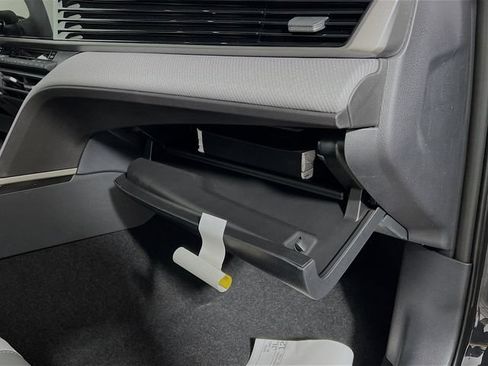 New 2025 Toyota Camry SE FWD image 32