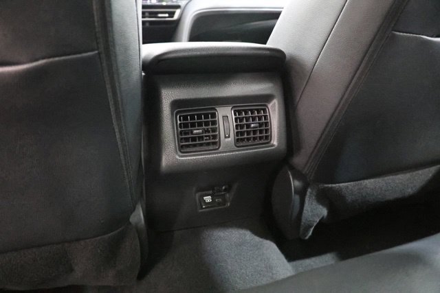 Used 2025 Toyota Camry SE FWD image 29