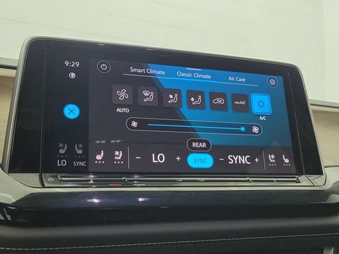 Used 2026 Volkswagen Atlas SE FWD image 28