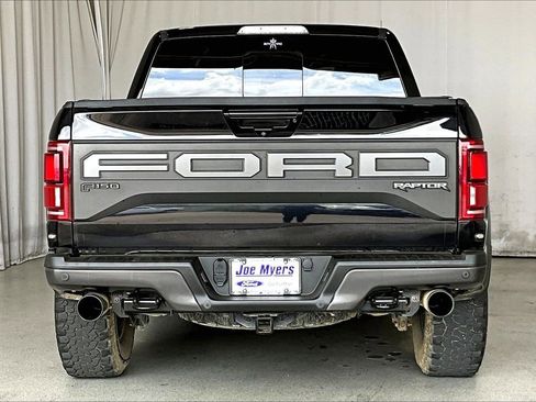 Used 2019 Ford F150 Raptor w/ Equipment Group 802A Luxury image 4