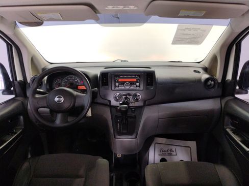 Used 2017 Nissan NV200 S image 19