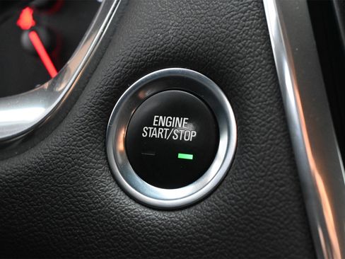 Used 2022 Chevrolet Traverse Premier w/ Redline Edition image 16