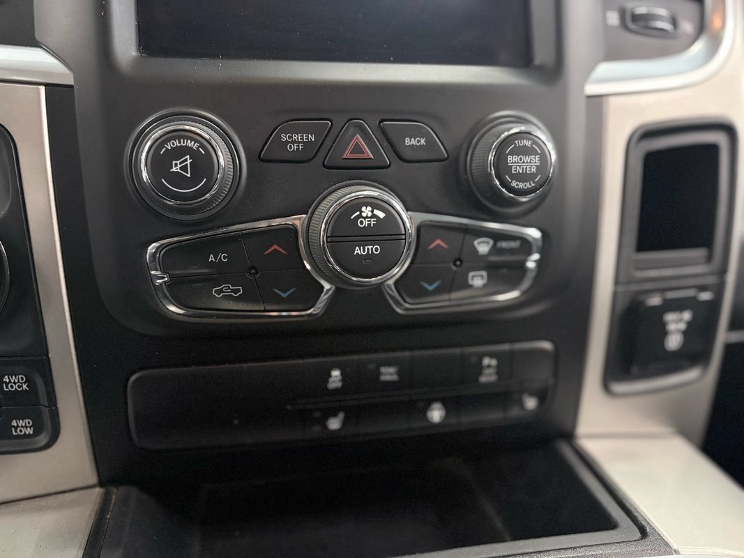 Used 2020 RAM 1500 Warlock AWD/4WD image 28
