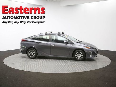 Used 2022 Toyota Prius Prime XLE image 46