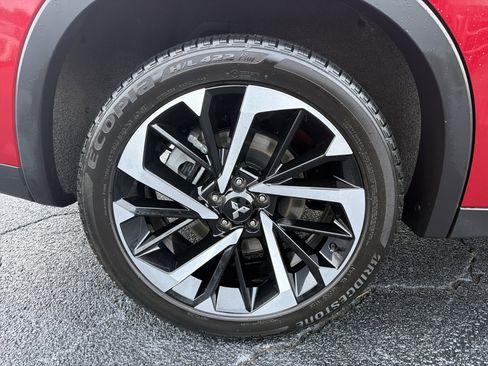 Used 2023 Mitsubishi Outlander SE image 17