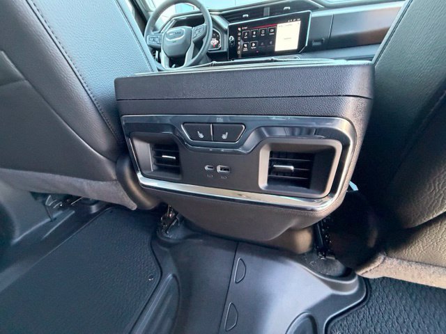 New 2026 GMC Sierra 1500 Denali w/ Denali Reserve Package AWD/4WD image 24