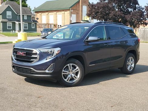 Used 2019 GMC Terrain SLE w/ Driver Convenience Package AWD/4WD image 28