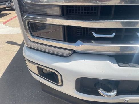 Used 2024 Ford F350 Platinum AWD/4WD image 9