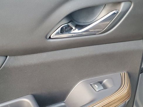 Used 2022 GMC Acadia SLE w/ Driver Convenience Package image 46