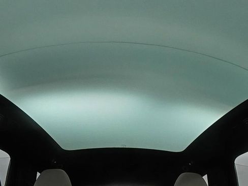 New 2025 Volvo EX90 Ultra image 38