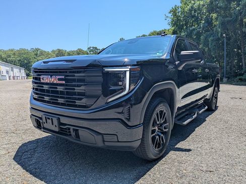 Used 2026 GMC Sierra 1500 Pro w/ Graphite Edition AWD/4WD image 8