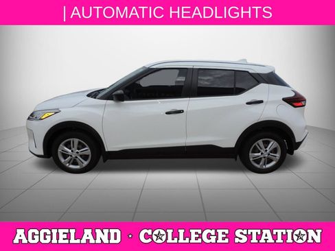 Certified 2023 Nissan Kicks S FWD image 7
