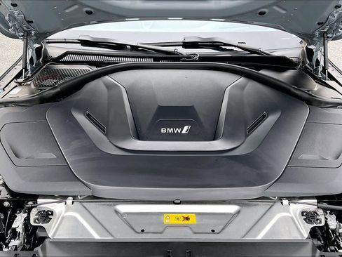 Certified 2023 BMW i4 M50 w/ Premium Package image 33