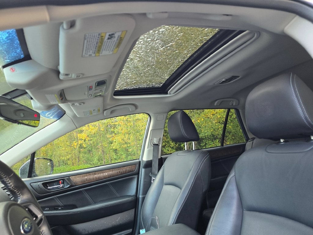Used 2018 Subaru Outback 2.5i Limited AWD/4WD image 14