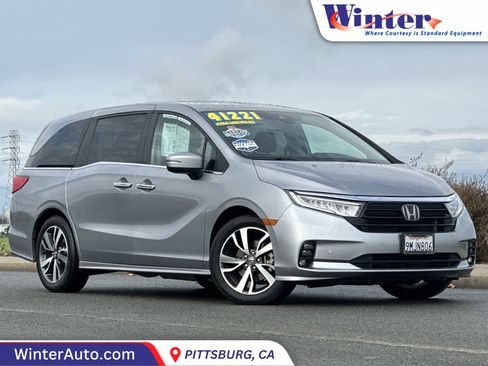 Used 2024 Honda Odyssey Touring image 1