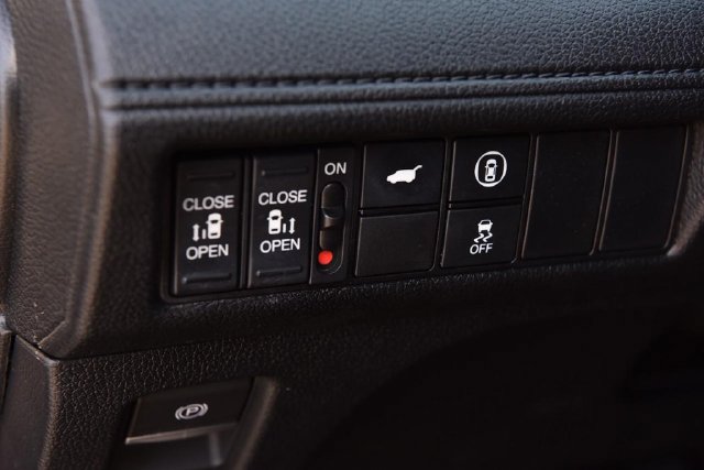 Used 2024 Honda Odyssey EX-L image 11