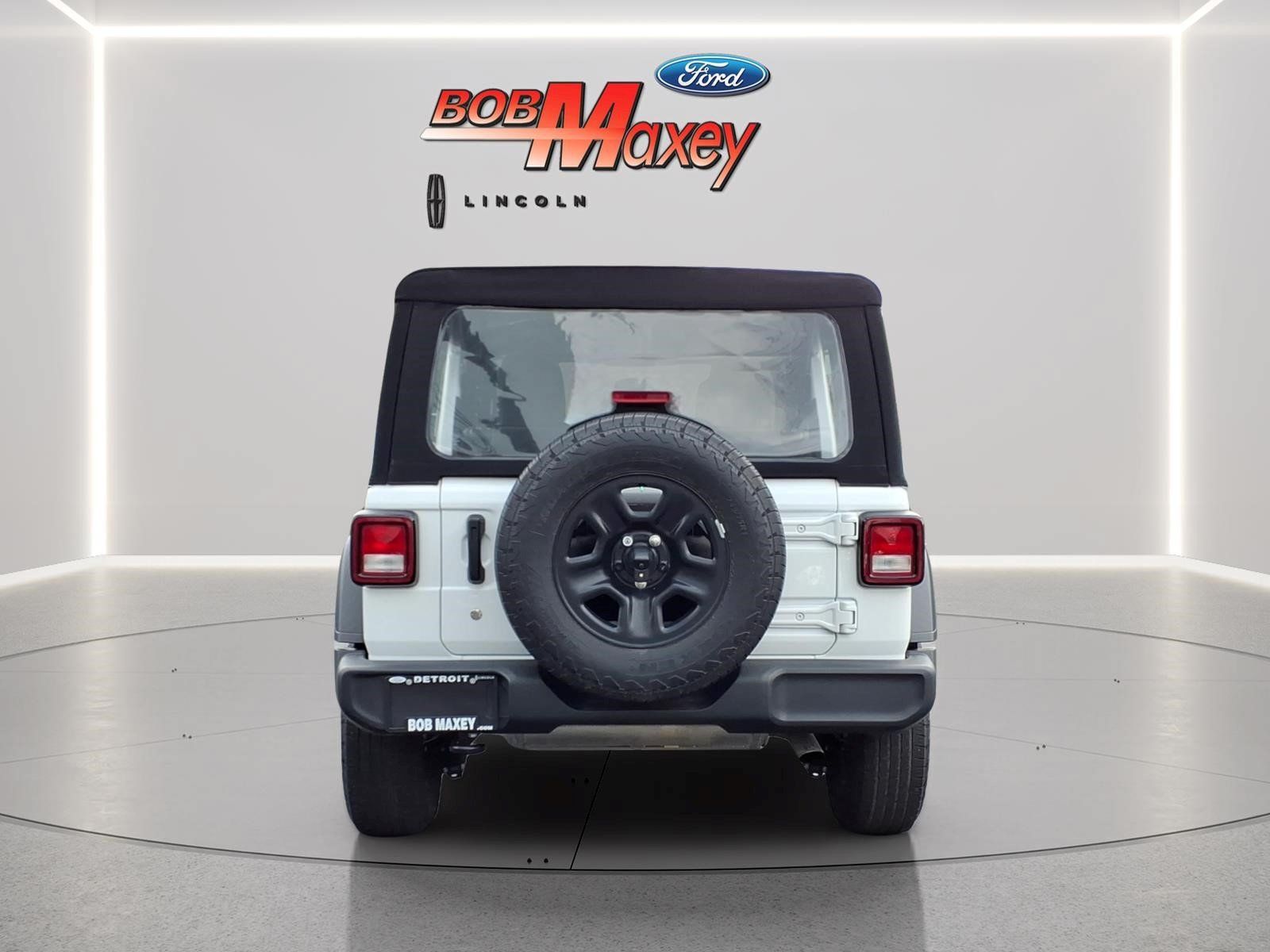 Used 2024 Jeep Wrangler Unlimited Sport AWD/4WD image 5