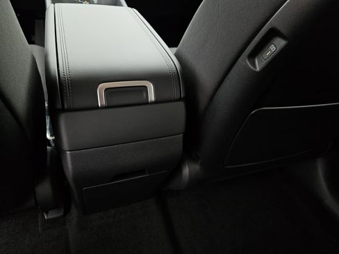 New 2026 Hyundai Santa Fe SE FWD image 12