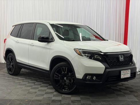 Used 2021 Honda Passport Sport image 2