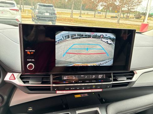 New 2026 Toyota Sienna XLE image 20