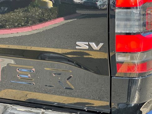 Used 2023 Nissan Frontier SV w/ Tow Package image 21