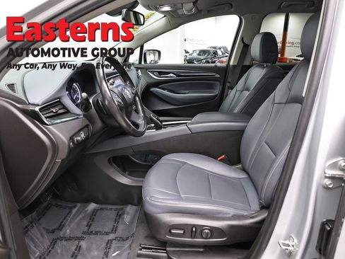 Used 2021 Buick Enclave Essence w/ Sport Touring Edition FWD image 14