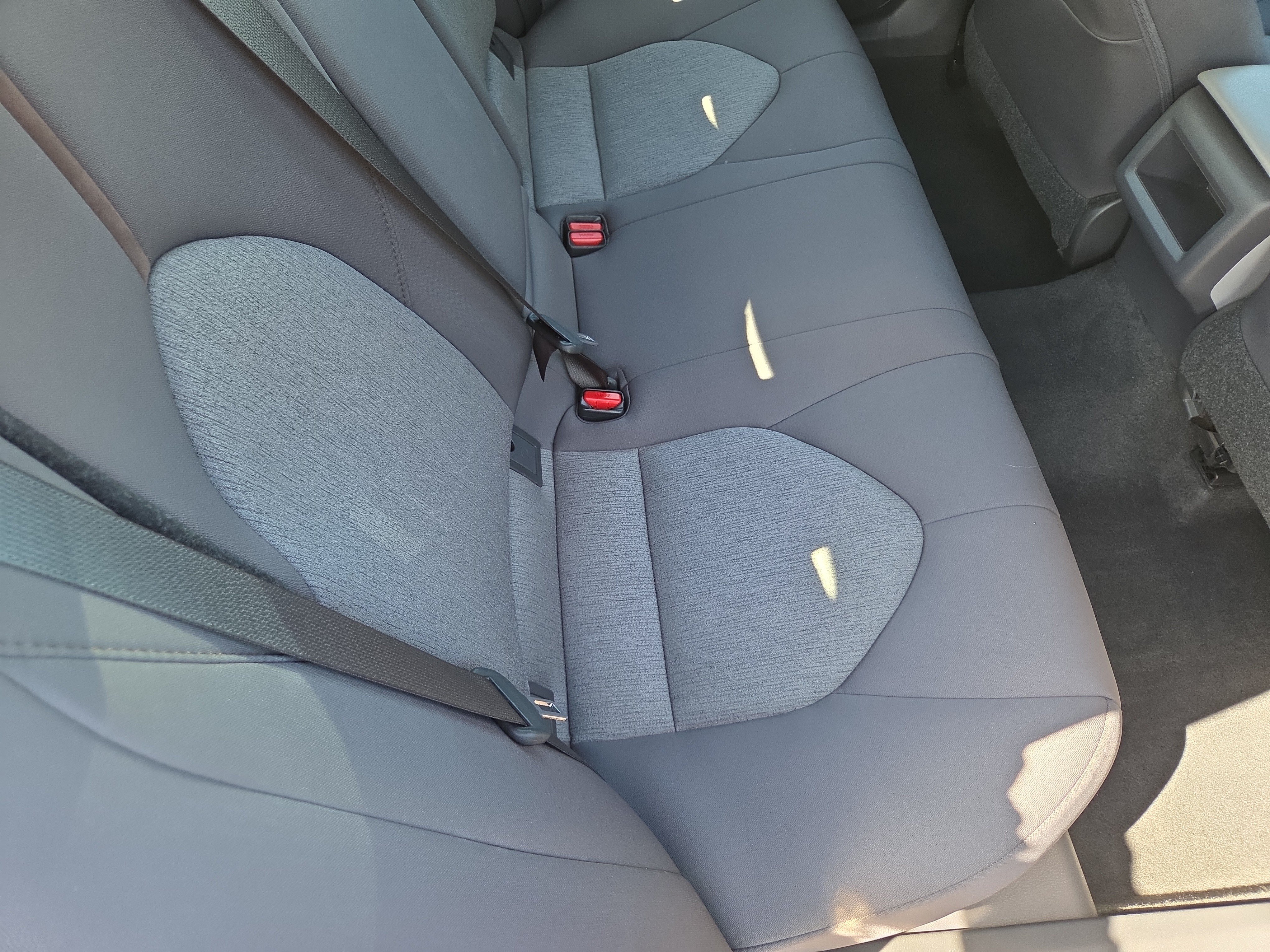 Certified 2020 Toyota Camry LE FWD image 20