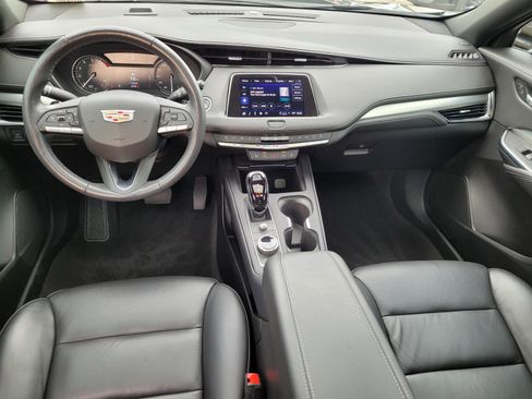 Used 2023 Cadillac XT4 Premium Luxury w/ Cold Weather Package FWD image 5