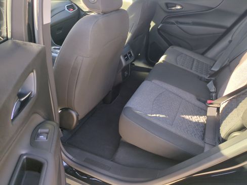 Used 2022 Chevrolet Equinox LT image 25