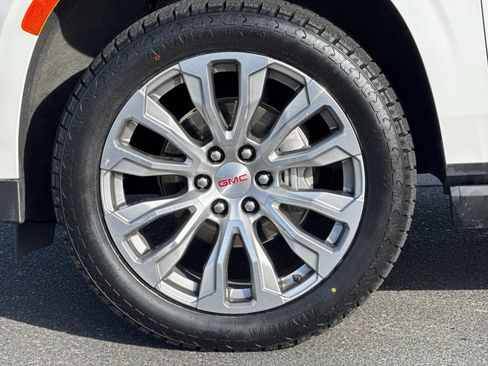 Used 2022 GMC Yukon Denali image 34