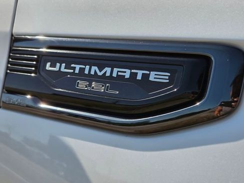 Used 2024 GMC Sierra 1500 Denali Ultimate AWD/4WD image 4