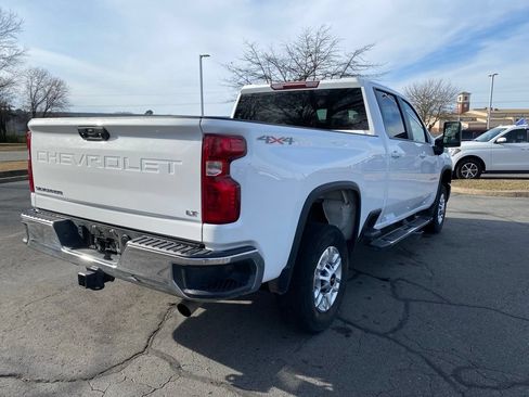 Used 2025 Chevrolet Silverado 2500 LT w/ Convenience Package AWD/4WD image 5