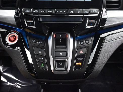 Used 2023 Honda Odyssey Elite image 31